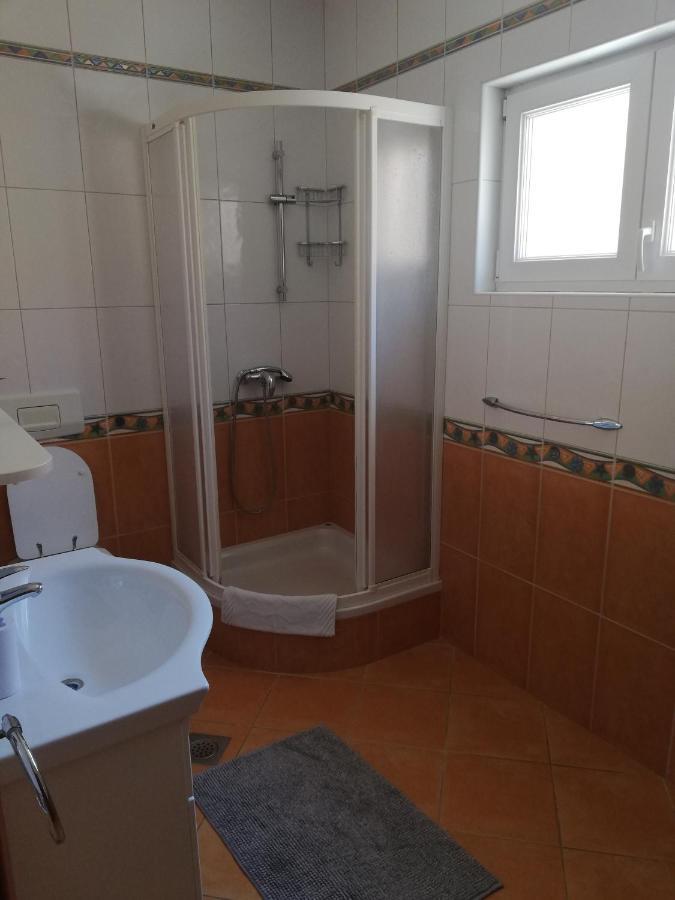 Apartmani Danijela Tomicic Lopar Kültér fotó